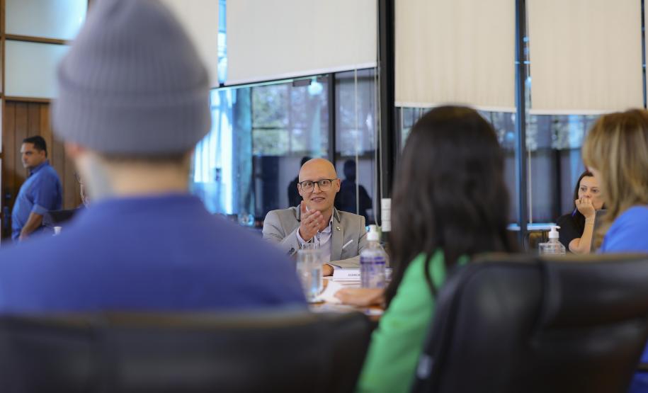 Estado discute com iniciativa privada a criação de um hub de cinema no Paraná